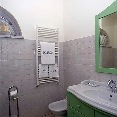 LIù B&B-3